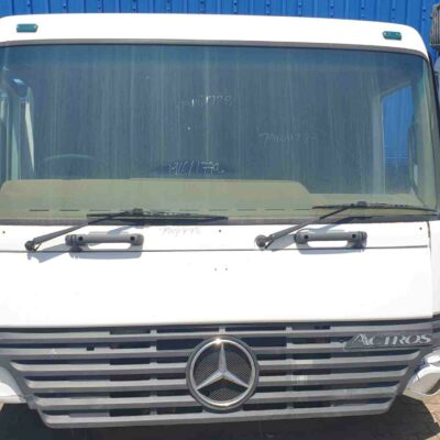 Mercedes-Benz 3335 Actros Cab